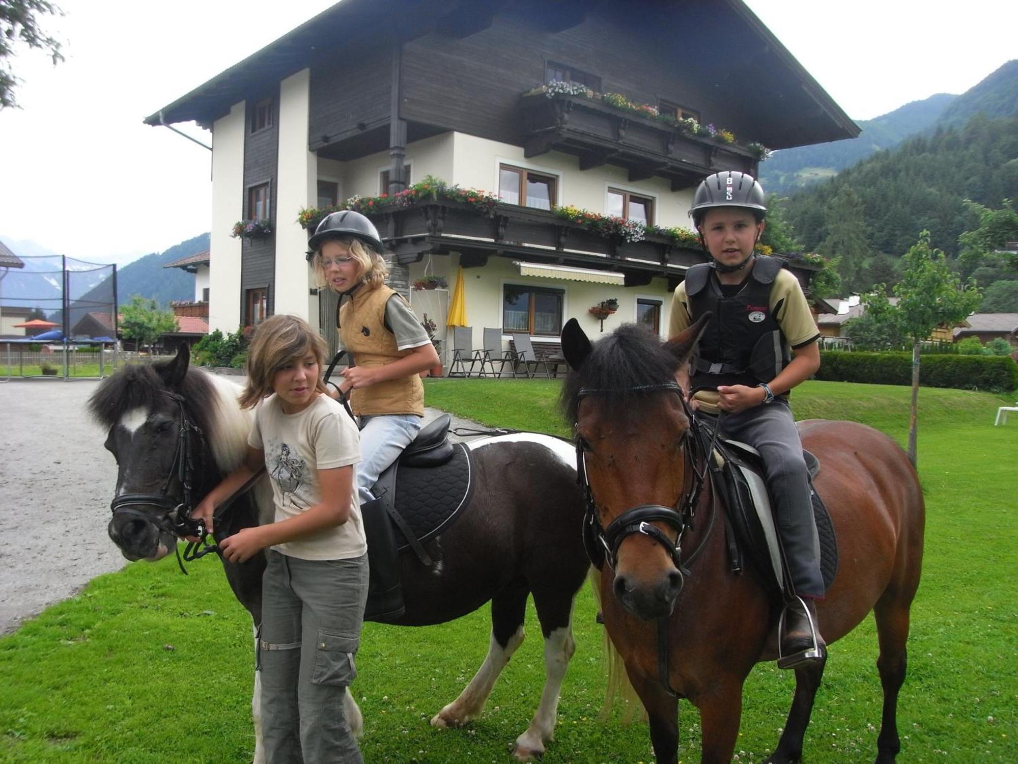 Vila Hofbauer Itter Exteriér fotografie